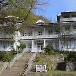 Villa Sanssouci Ferienwohnung Bernstein
