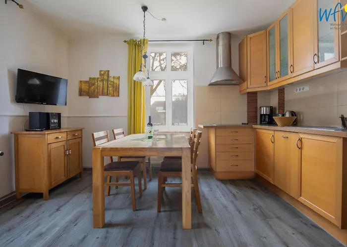 Villa Sanssouci Ferienwohnung Bernstein